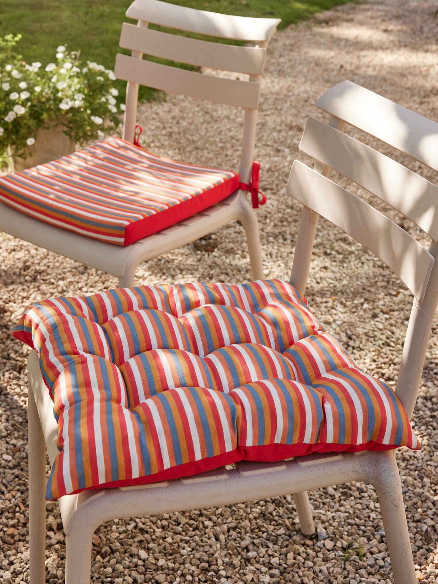 Ecloz - Galette de chaise d'extérieur matelassée Twister ECLOZ - Imagen 2