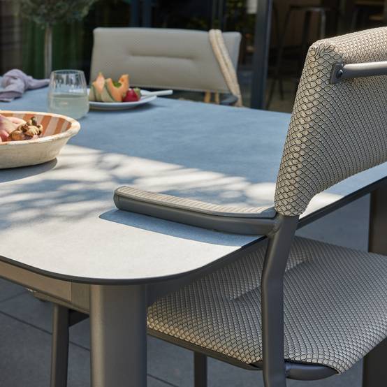 Lafuma-Mobilier - Fauteuil de jardin alu moka/titane Oron Lafuma Mobilier - Image 3