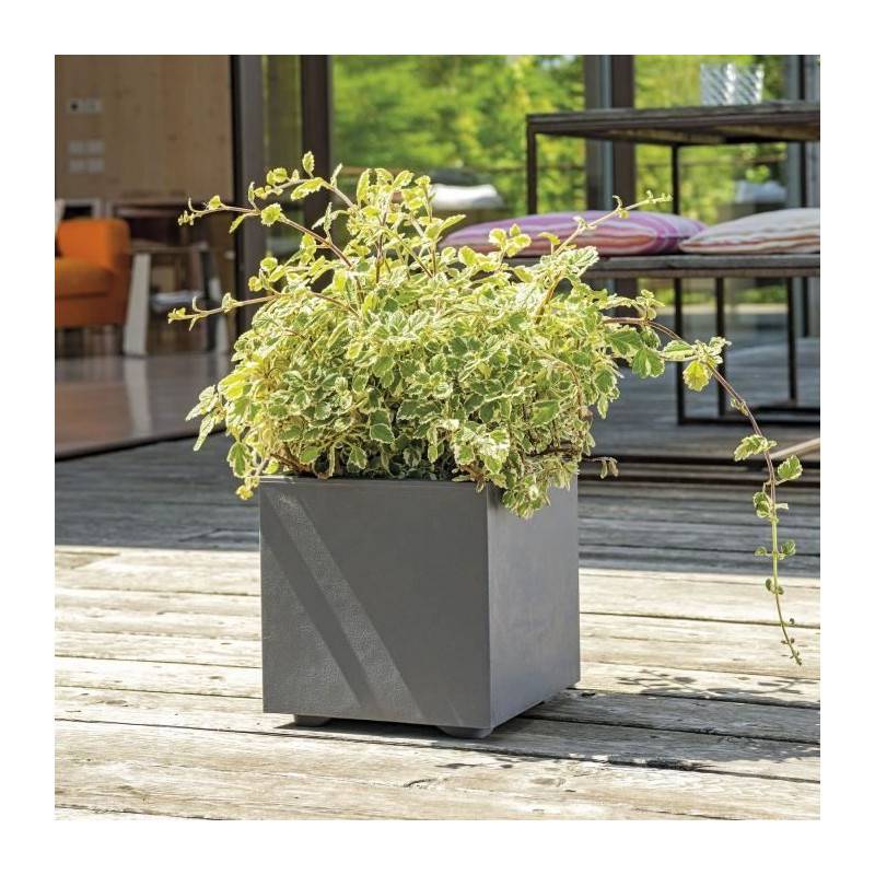 Pot de fleur cube plastique anthracite L.25 cm H.25 cm modèle Millennium R - Deroma - Image 4