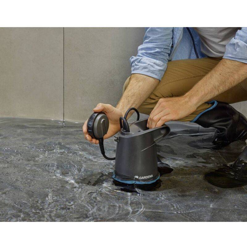 Gardena - Pompe submersible eau claire inox gris 2000l/h 550W - Gardena - Imagen 2