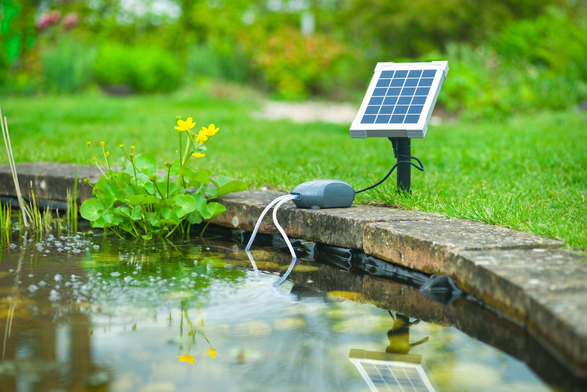 Ubbink - Bomba de aire solar para estanque de jardín Air Solar 200 - Ubbink - Imagen 2
