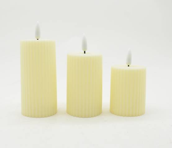 Assortiment de 3 bougies blanches striées LED - ECLOZ
