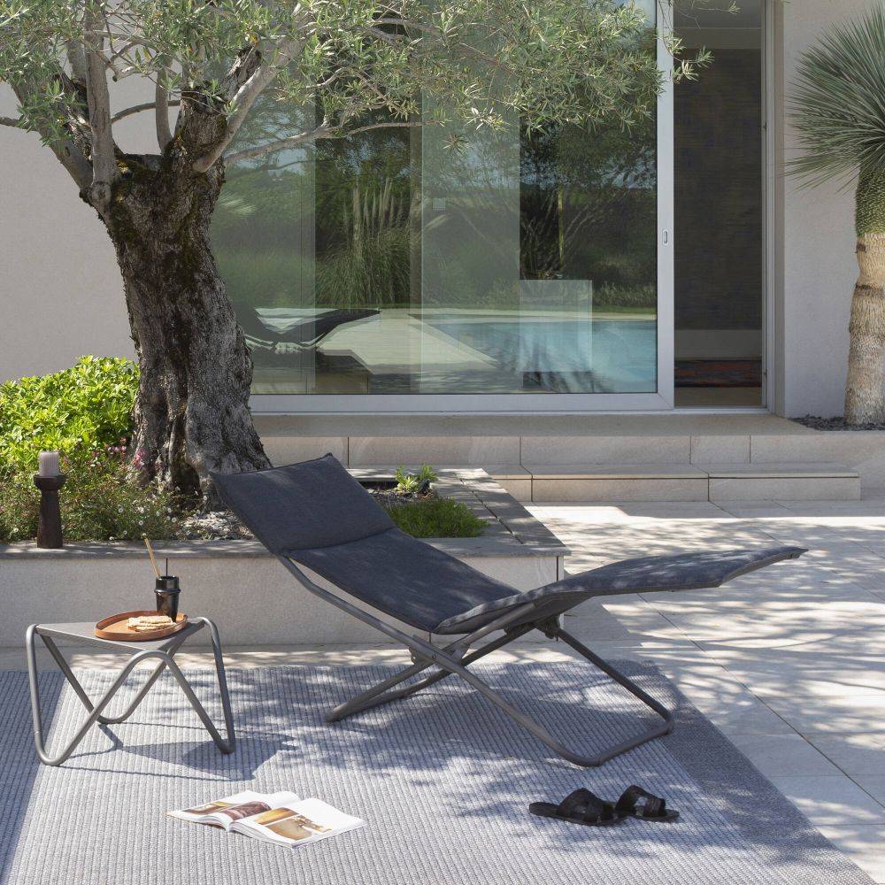 Lafuma-Mobilier - Chaise longue de jardin acier onyx Bayanne Lafuma Mobilier - Image 3