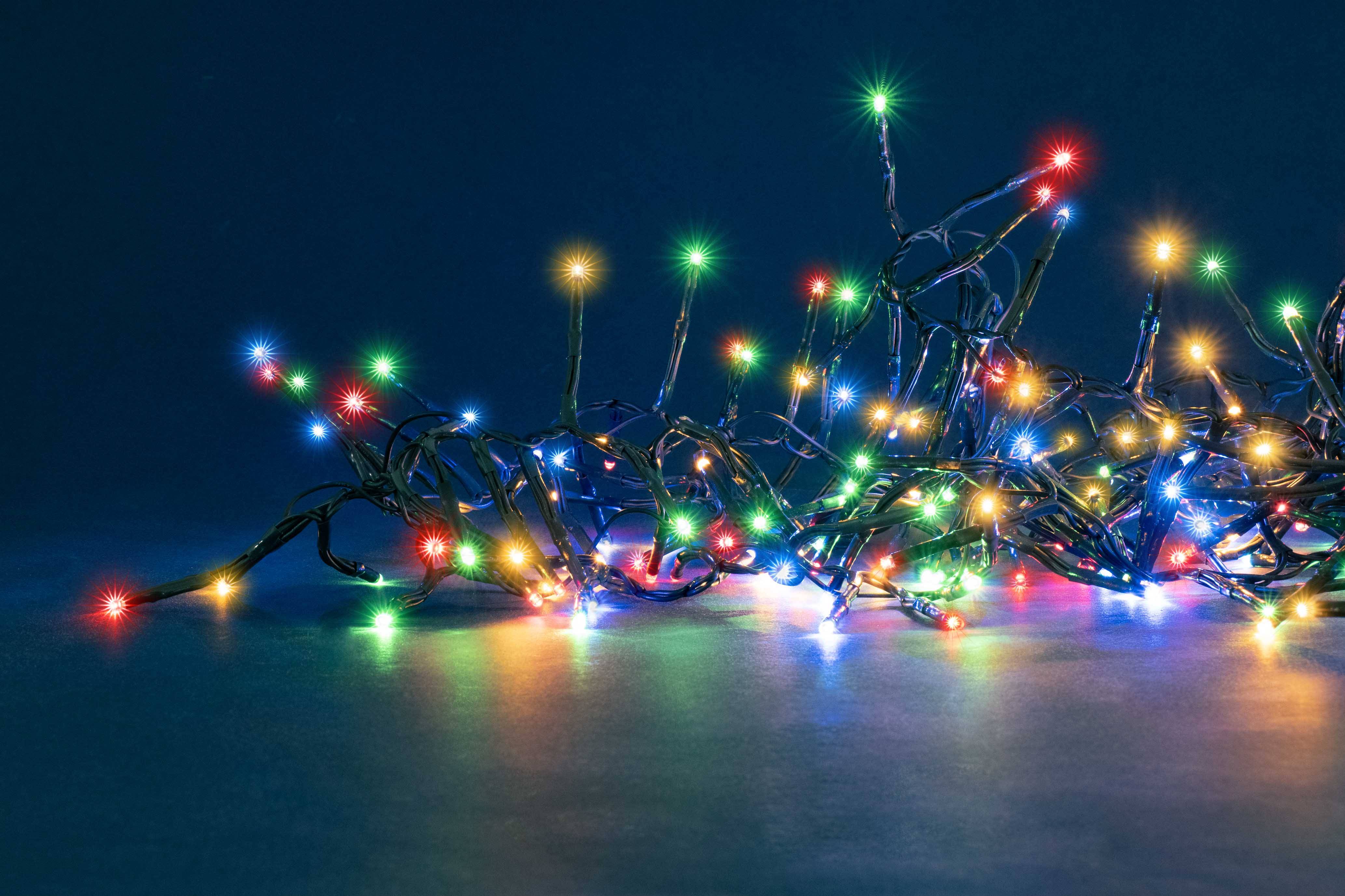 Blachere Illumination - Guirlande LED grappe - 8 m - Multicolore - BLACHERE ILLUMINATION